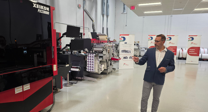 Lucas Calvo showcases the company's inkjet capabilities.